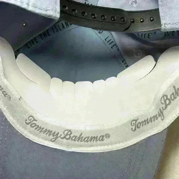 Tommy Bahama Gray Flag Patch Golf Tees and Clubs Baseball Cap NWT Adult One Size - Picture 3 of 8